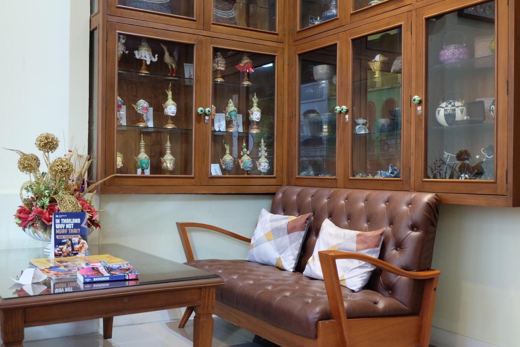 Siri Poshtel Bangkok Pansiyon Dış mekan fotoğraf
