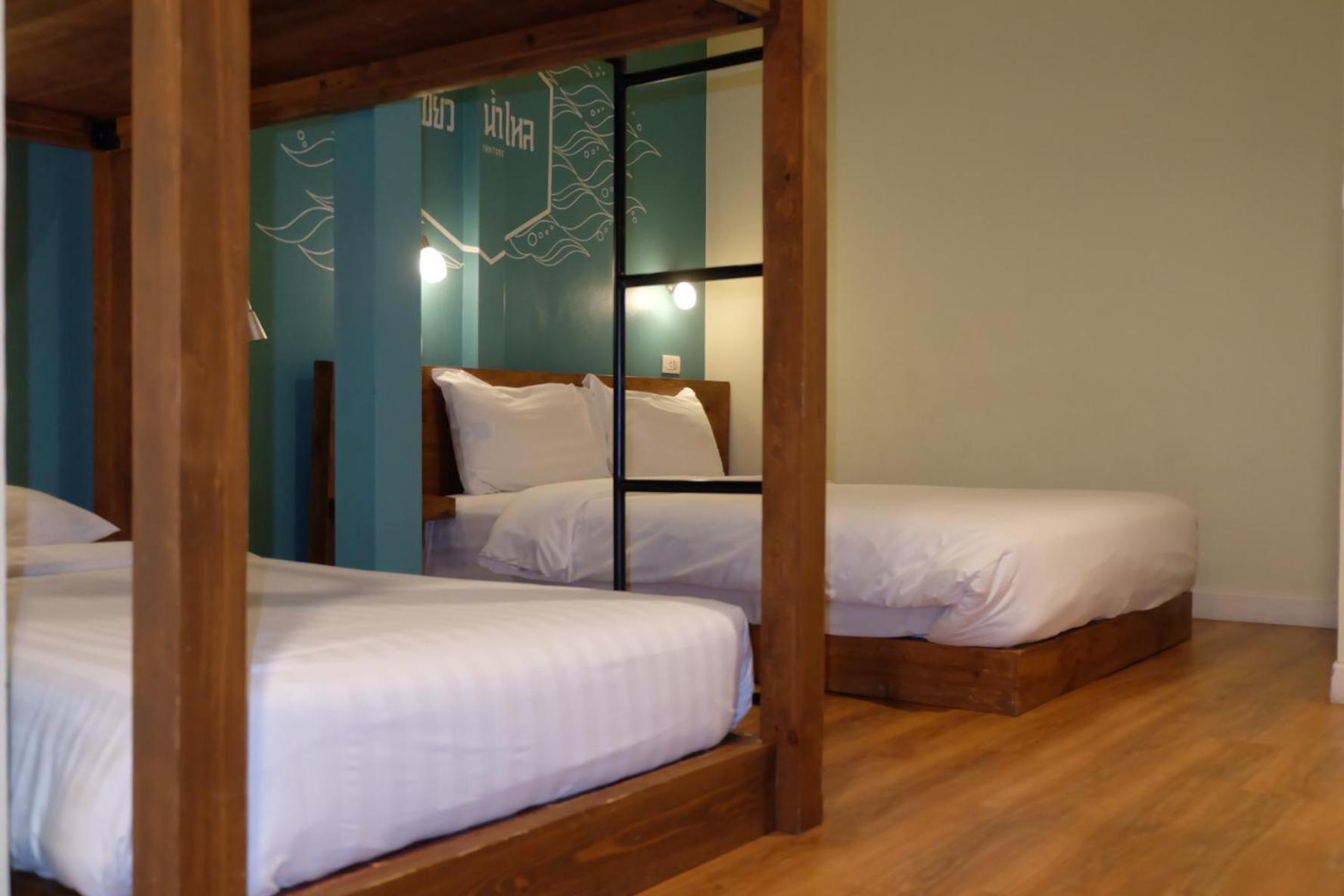 Siri Poshtel Bangkok Pansiyon Dış mekan fotoğraf
