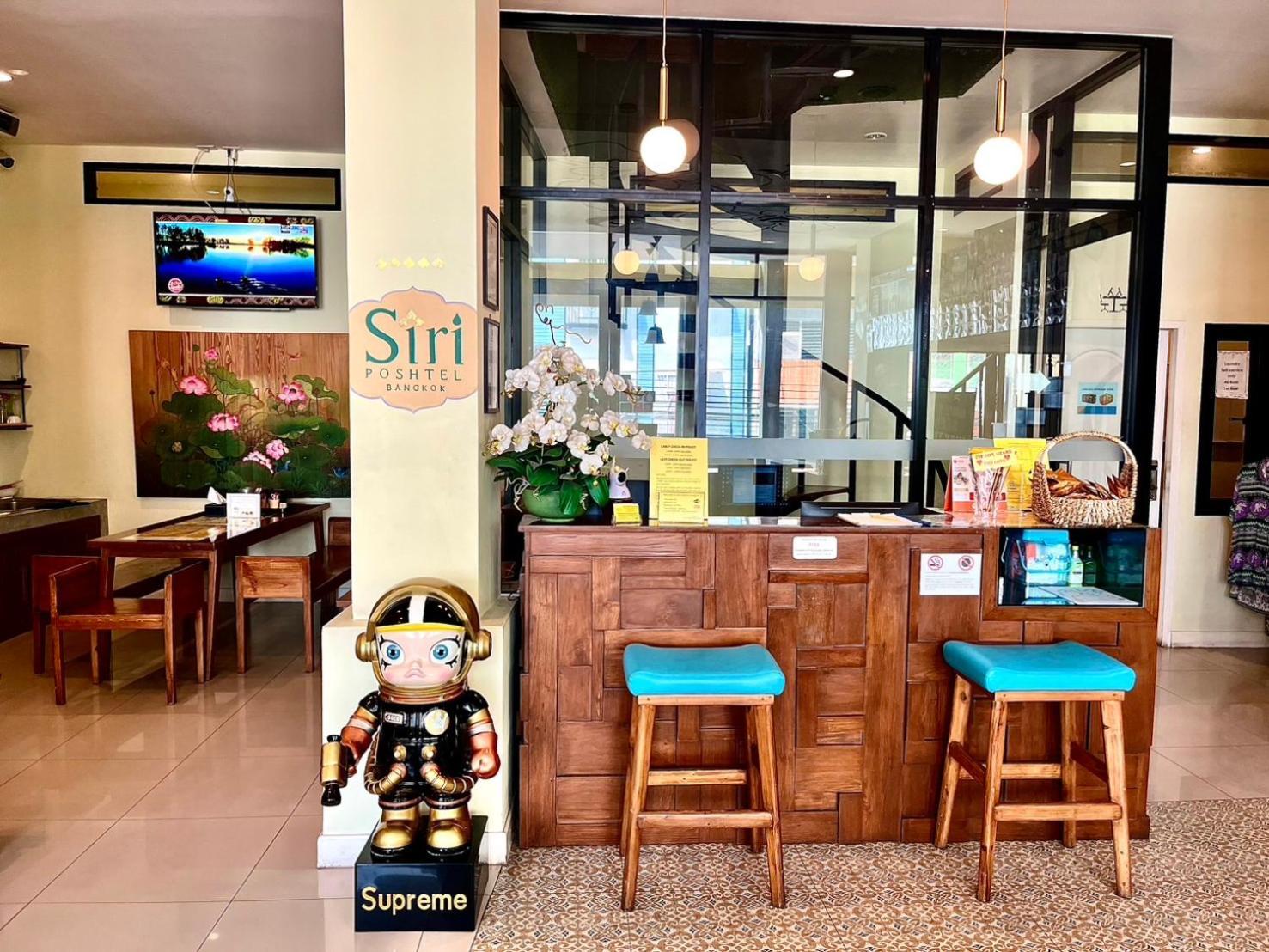 Siri Poshtel Bangkok Pansiyon Dış mekan fotoğraf